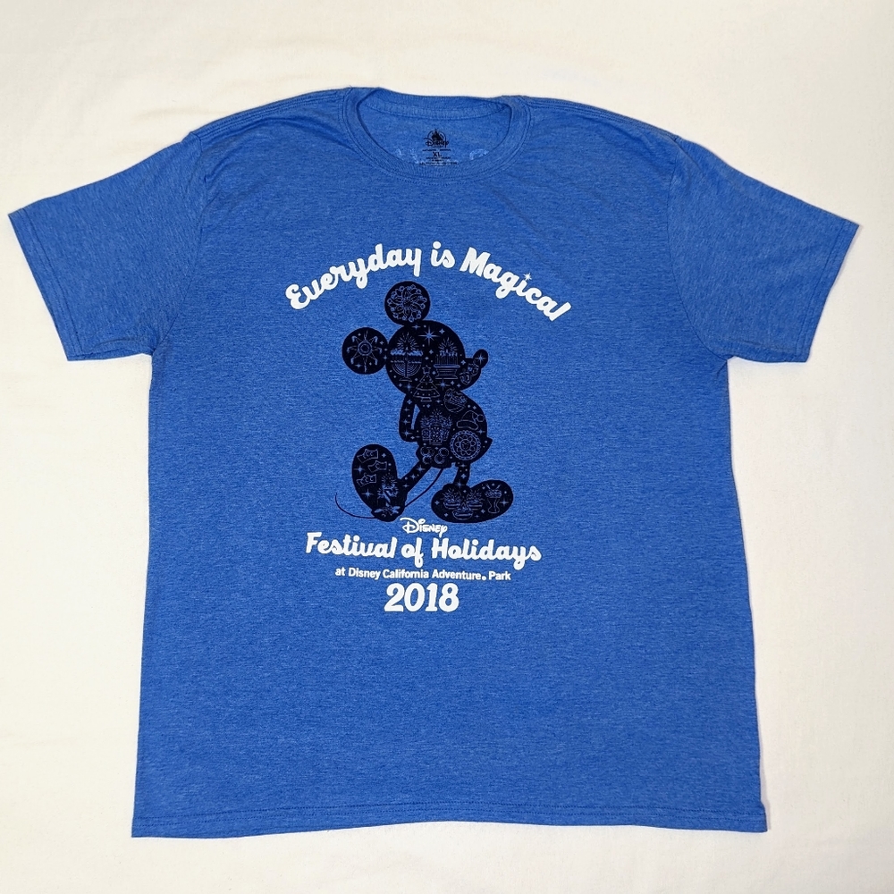 Disneyland California Adventure 2018 Passholder Holiday Shirt, Unisex XL